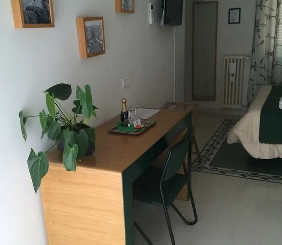Adriano Augusto Bed & Breakfast
